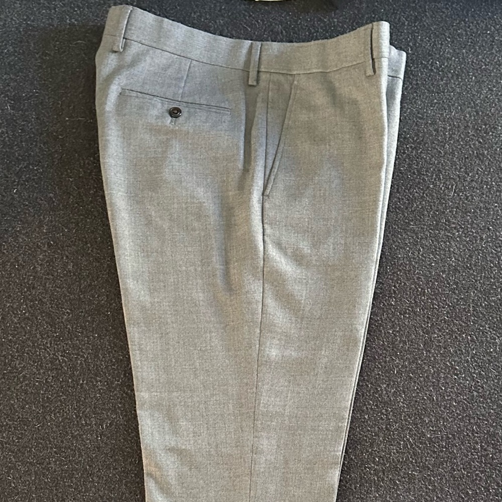 J. Crew Ludlow Urban Slim 33w x 32l
